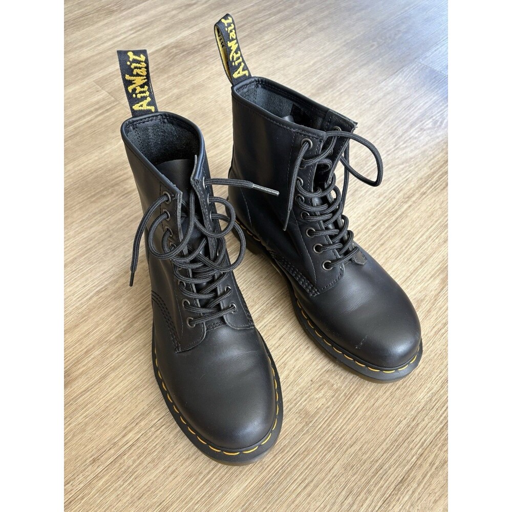 Dr. Martens 1460 Black Smooth Leather 8-Eye Boots – Women’s US 8 / UK 6 / EU 39